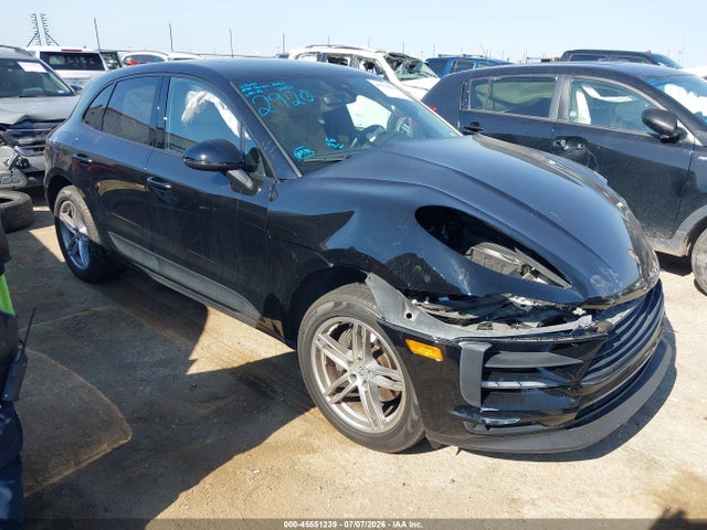 2020 PORSCHE MACAN - 1