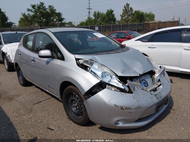 2016 NISSAN LEAF S - 1