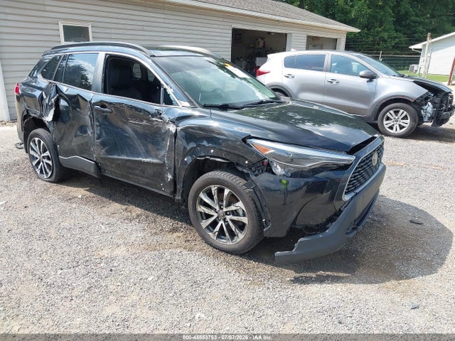 2023 TOYOTA COROLLA CROSS XLE - 1