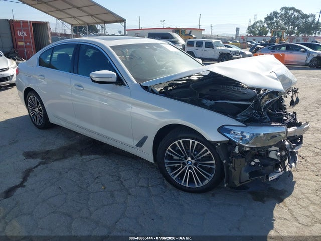 2019 BMW 540I - 1