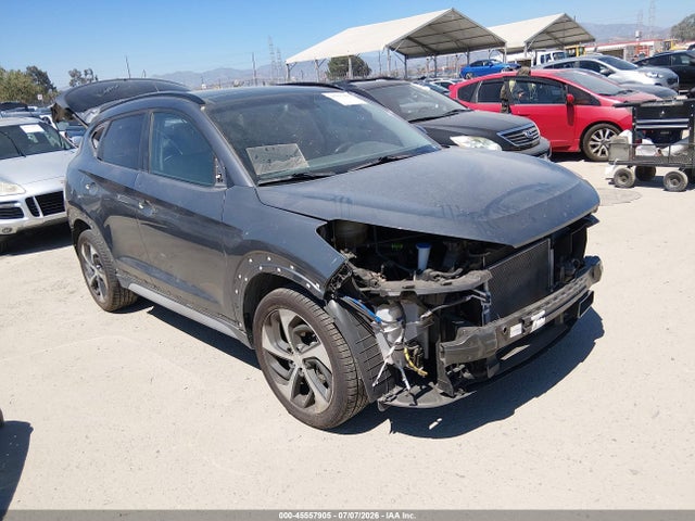 2017 HYUNDAI TUCSON VALUE - 1