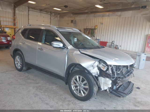 2017 NISSAN ROGUE SV - 1