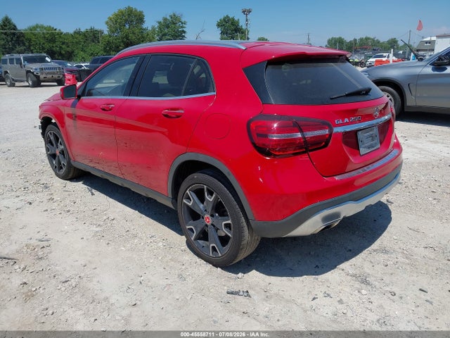 2019 MERCEDES-BENZ GLA 250 - 1