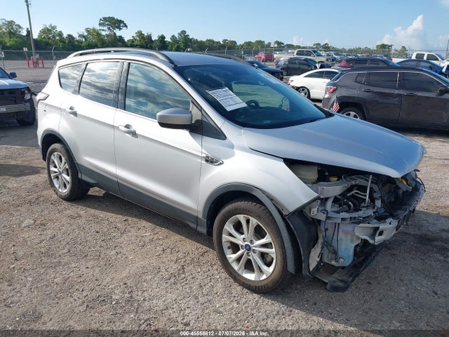 2018 FORD ESCAPE SE - 1