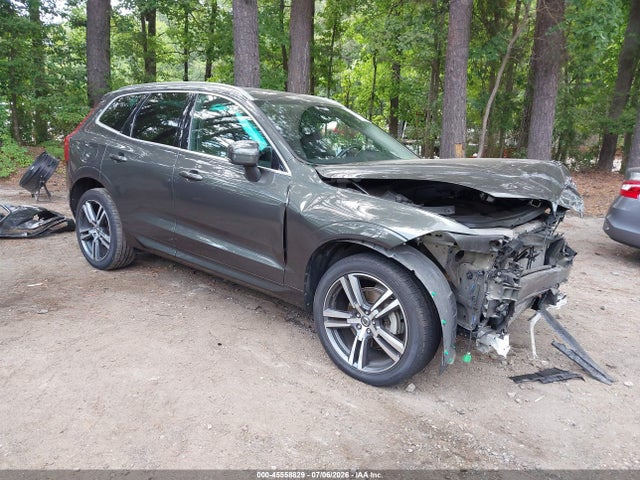 2019 VOLVO XC60 T5 MOMENTUM - 1