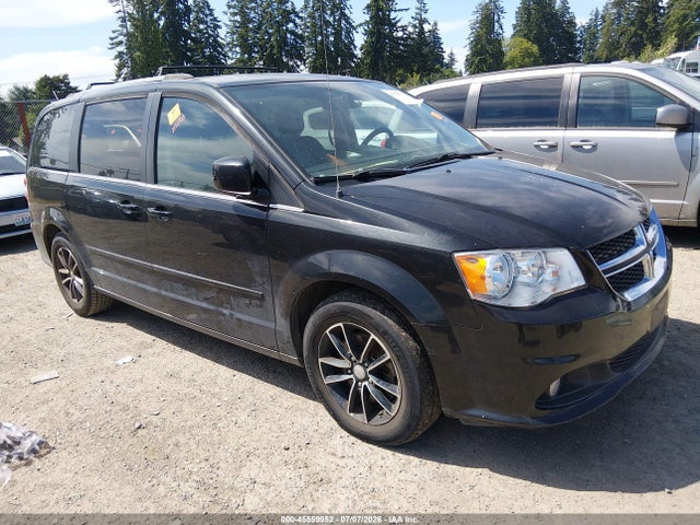 2017 DODGE GRAND CARAVAN SXT - 1