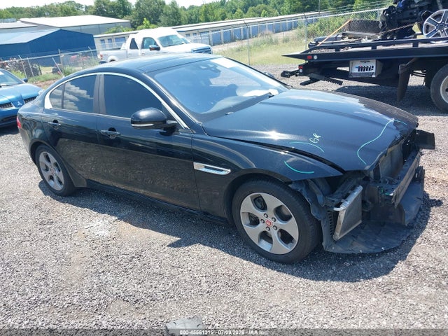 2018 JAGUAR XE 25T - 1