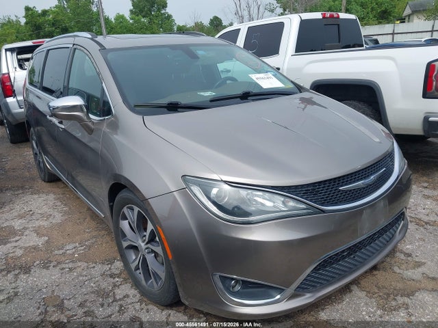 2018 CHRYSLER PACIFICA LIMITED - 1