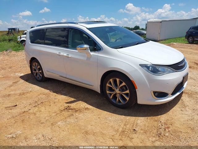 2018 CHRYSLER PACIFICA LIMITED - 1