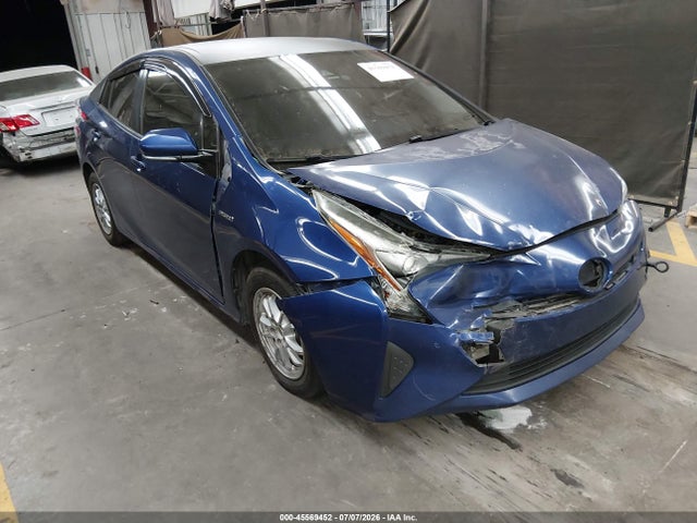 2018 TOYOTA PRIUS THREE - 1