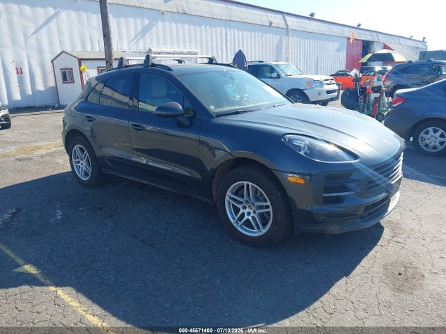 2019 PORSCHE MACAN - 1