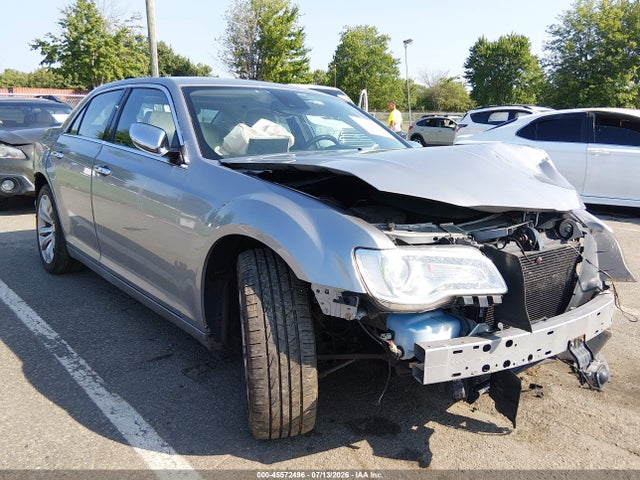 2018 CHRYSLER 300 LIMITED - 1
