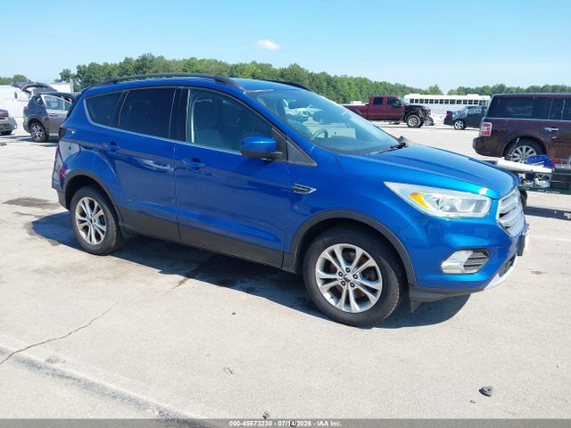 2017 FORD ESCAPE SE - 1