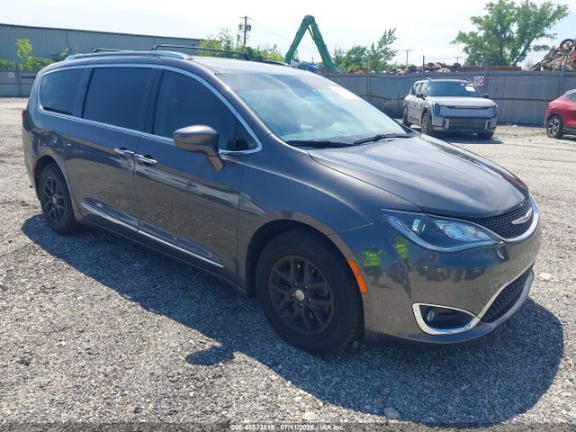 2020 CHRYSLER PACIFICA TOURING L - 1