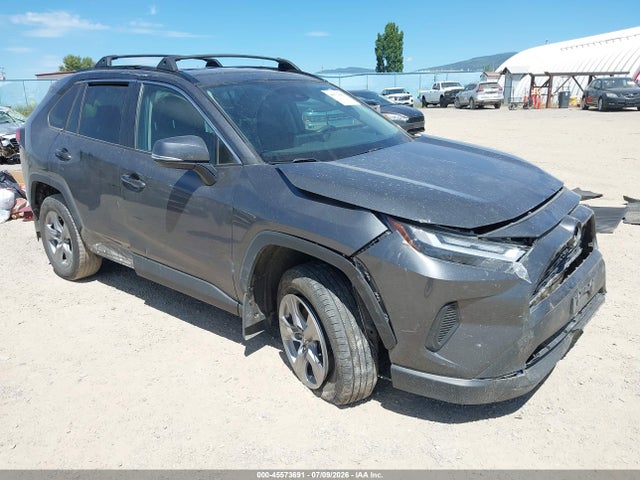 2022 TOYOTA RAV4 XLE - 1