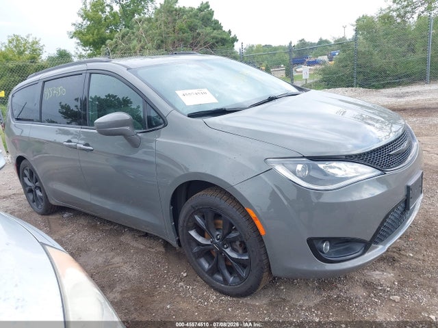 2020 CHRYSLER PACIFICA TOURING L - 1