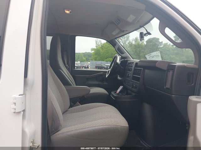 2017 CHEVROLET EXPRESS 3500 LT - 1