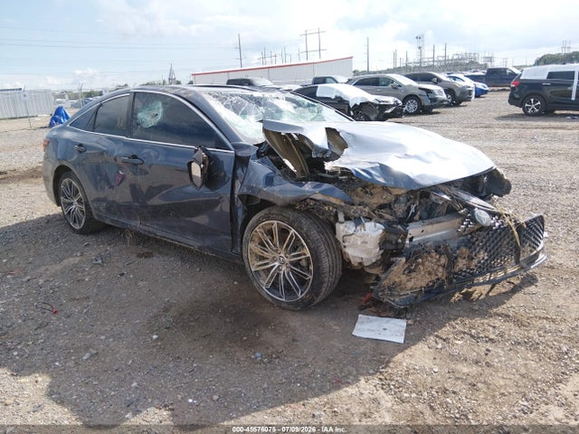2020 TOYOTA AVALON XSE - 1