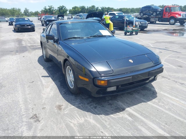 1983 PORSCHE 944 - 1