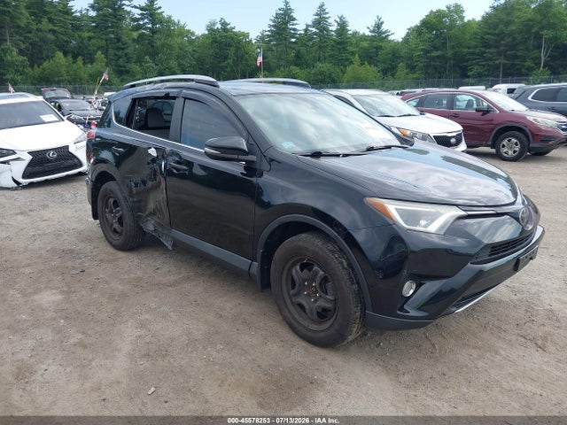 2017 TOYOTA RAV4 XLE - 1