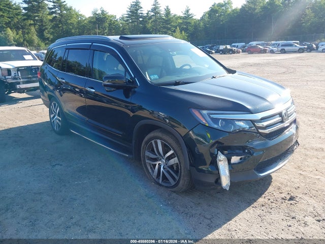 2017 HONDA PILOT TOURING - 1