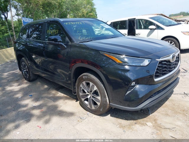 2026 TOYOTA HIGHLANDER XLE - 1