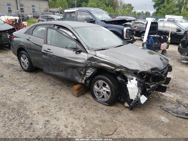 2024 HYUNDAI ELANTRA SE - 1