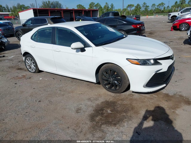 2021 TOYOTA CAMRY LE - 1