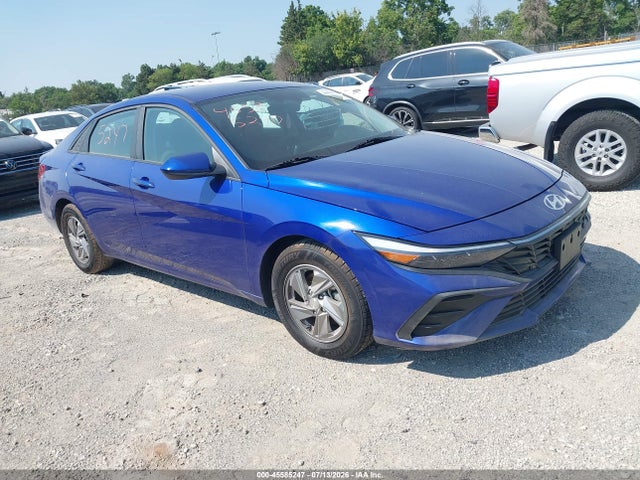 2024 HYUNDAI ELANTRA SE - 1