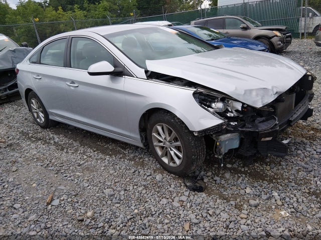 2019 HYUNDAI SONATA SE - 1