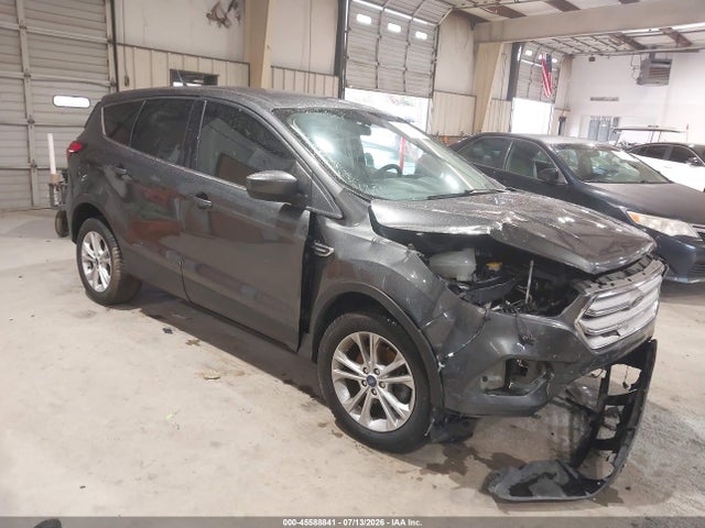 2019 FORD ESCAPE SE - 1
