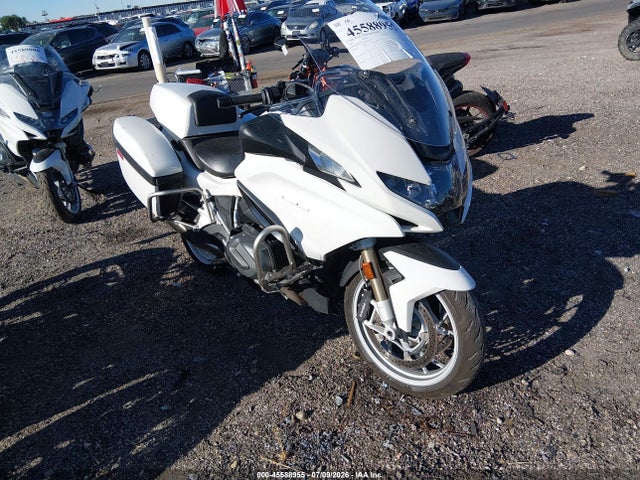 2021 BMW R 1250 RT - 1