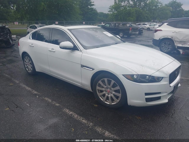 2019 JAGUAR XE 25T - 1