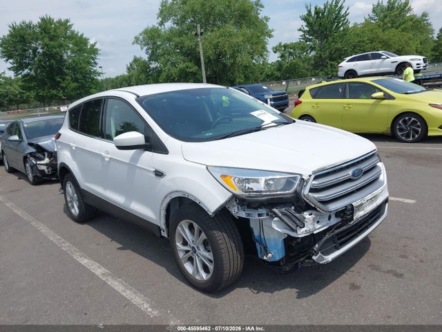2017 FORD ESCAPE SE - 1