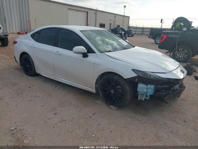 2025 TOYOTA CAMRY SE - 1