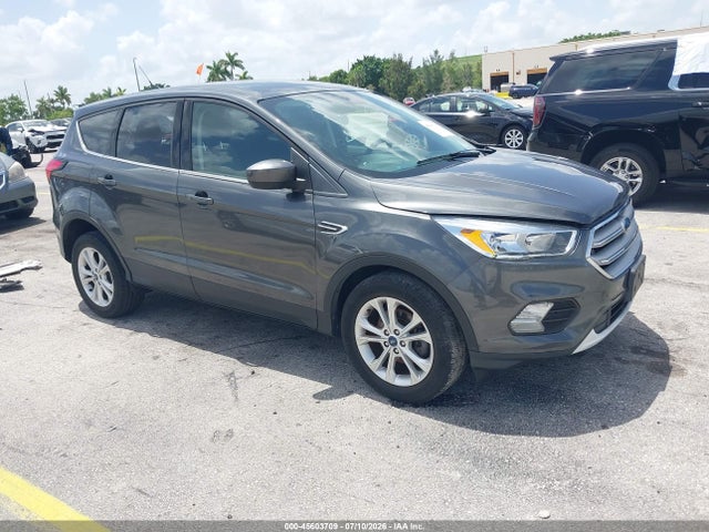 2019 FORD ESCAPE SE - 1