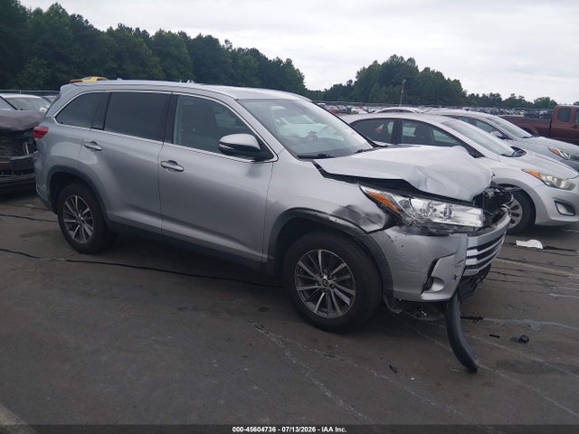 2019 TOYOTA HIGHLANDER XLE - 1