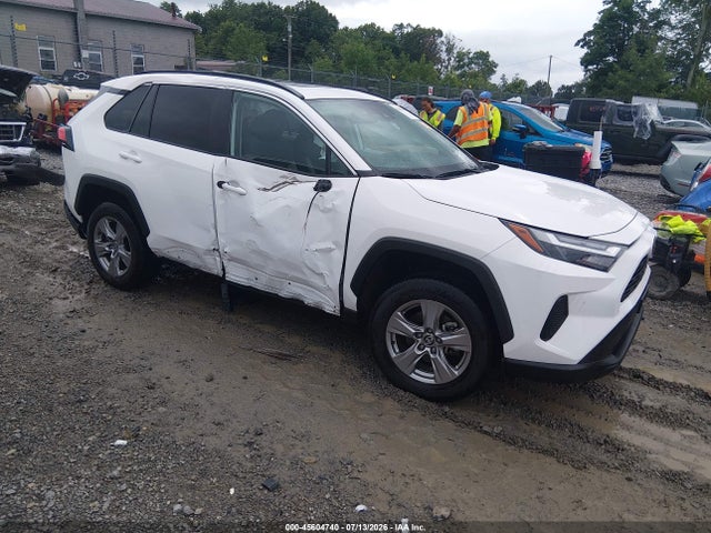 2025 TOYOTA RAV4 XLE - 1