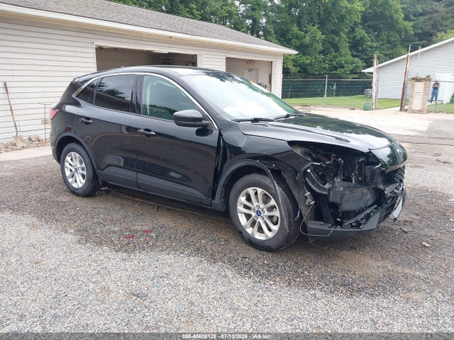 2020 FORD ESCAPE SE - 1