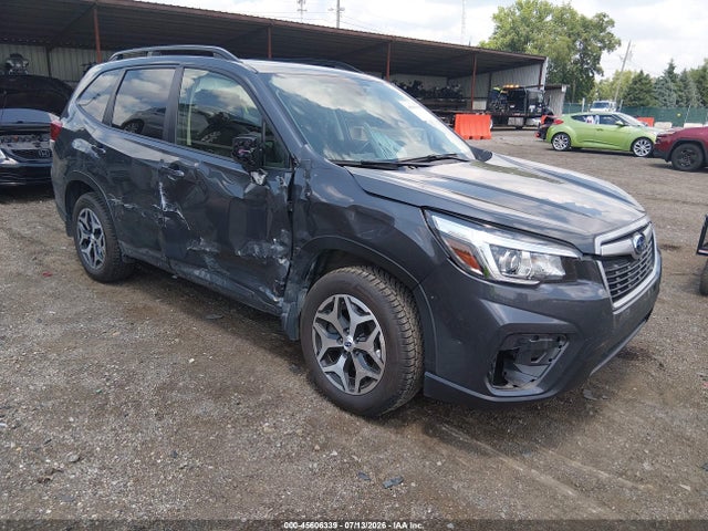 2020 SUBARU FORESTER PREMIUM - 1