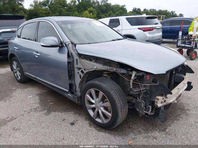 2017 INFINITI QX50 - 1