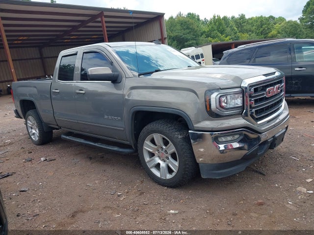 2017 GMC SIERRA 1500 SLE - 1