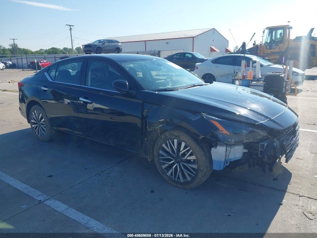 2024 NISSAN ALTIMA SV INTELLIGENT AWD - 1