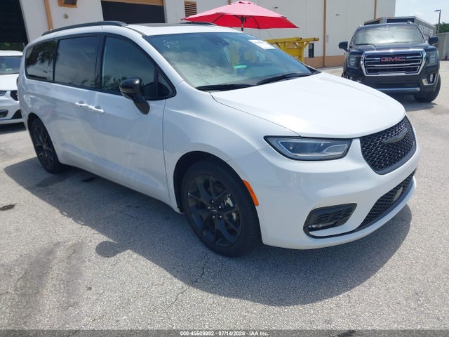 2025 CHRYSLER PACIFICA LIMITED - 1