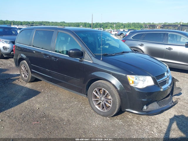 2017 DODGE GRAND CARAVAN SXT - 1