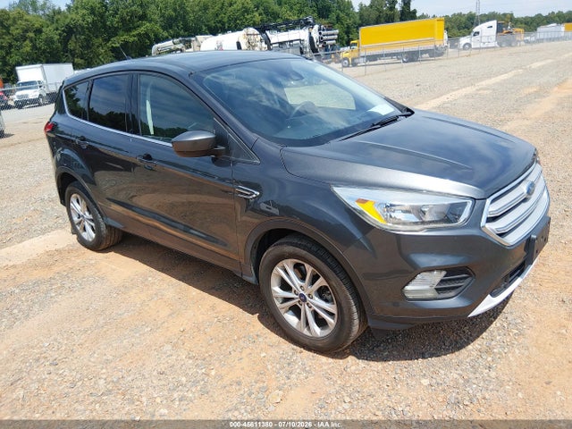2019 FORD ESCAPE SE - 1