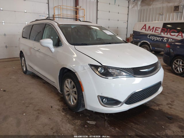 2017 CHRYSLER PACIFICA TOURING-L - 1