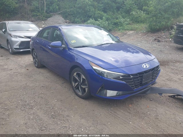 2022 HYUNDAI ELANTRA SEL - 1