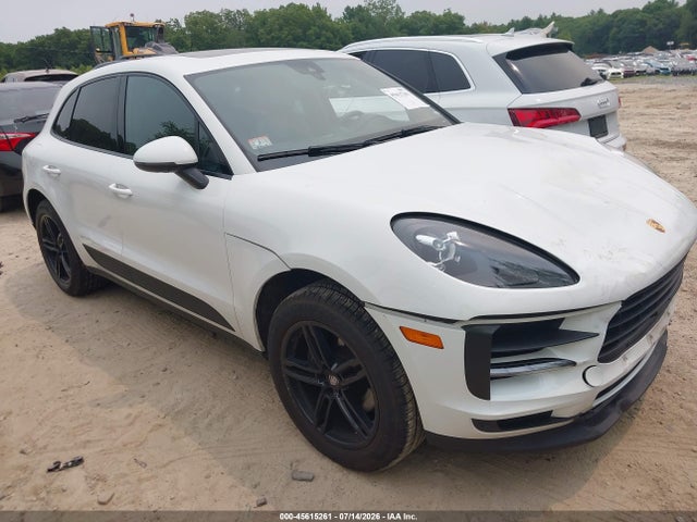 2020 PORSCHE MACAN - 1