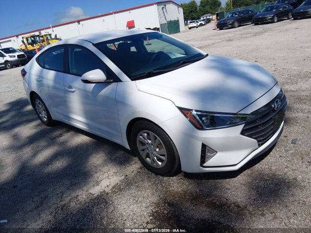2020 HYUNDAI ELANTRA SE - 1